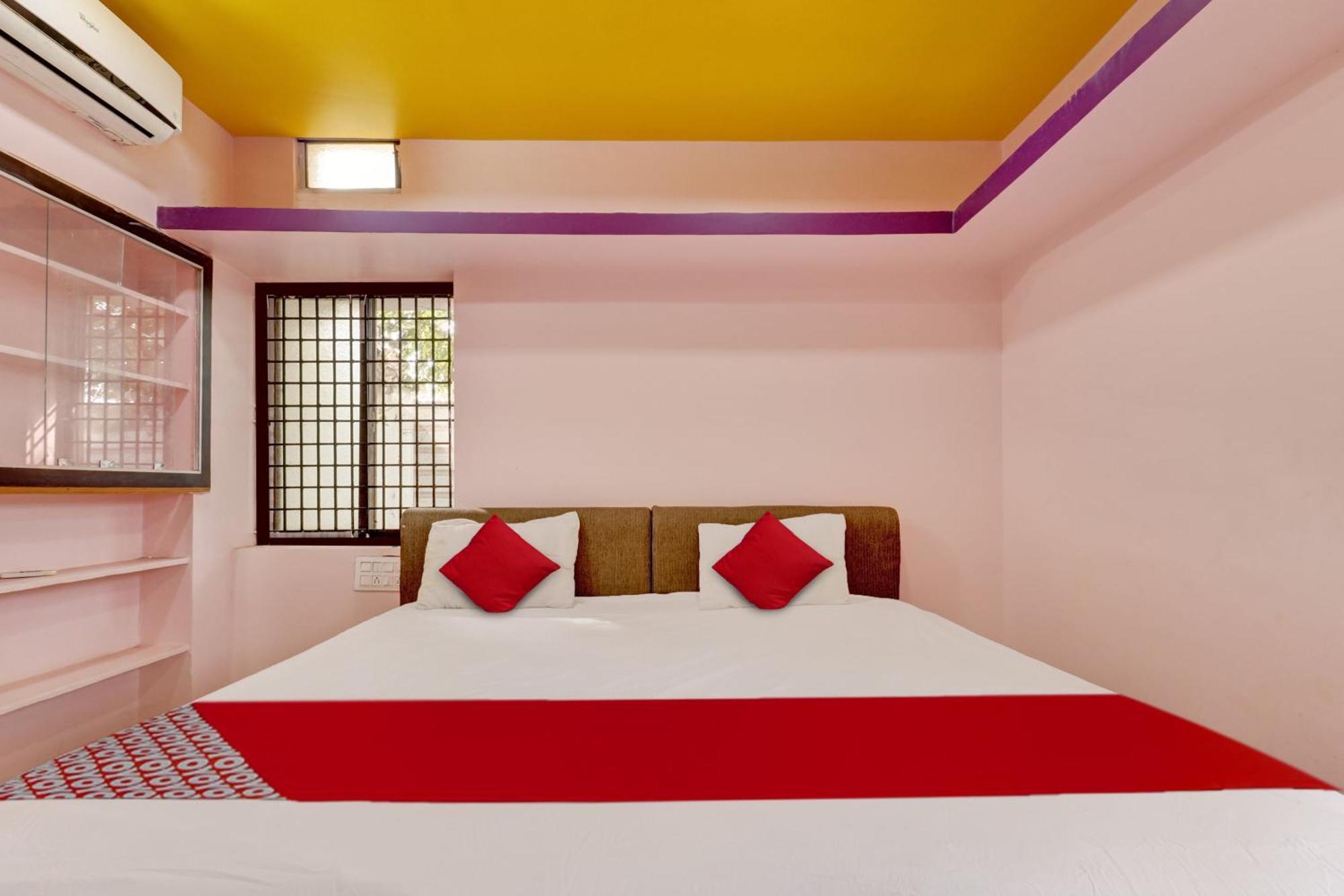 Hotel Oyo Sampige Heritage Koppal Exterior foto