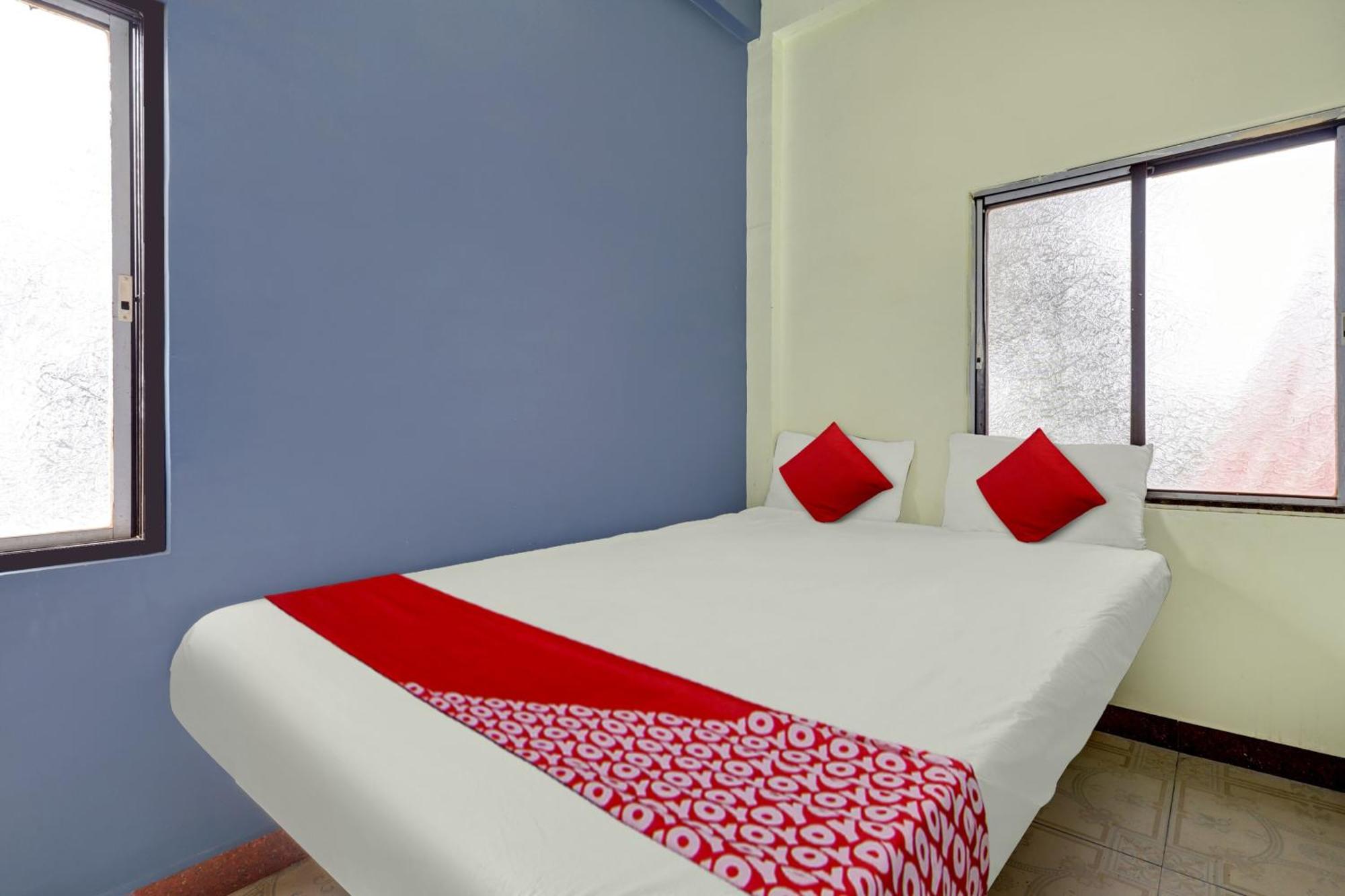 Hotel Oyo Sampige Heritage Koppal Exterior foto